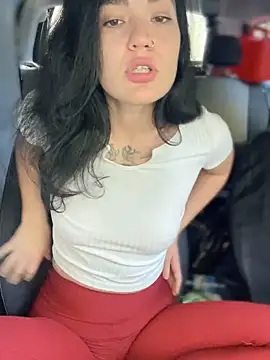 MeekyRich online show from September 17, 2025, 4:03 am