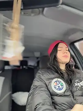 MeekyRich online show from February 12, 2026, 3:34 am