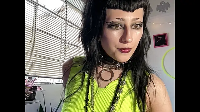 Snapshot of ELENA_UMBRA chatting on June 9, 2026, 7:14 pm ELENA UMBRA online show from June 9, 2026, 7:14 pm