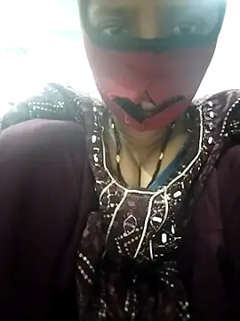 Snapshot of Hey-mahi chatting on February 19, 2026, 1:45 am Hey-mahi online show from February 19, 2026, 1:45 am