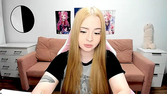 mistress lain online show from February 21, 2026, 10:00 pm