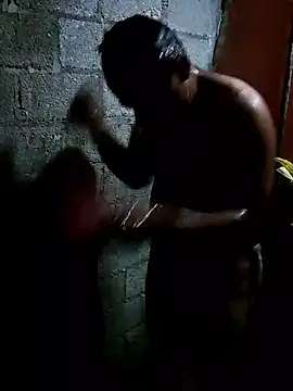 luuiss12 online show from February 20, 2026, 5:48 am