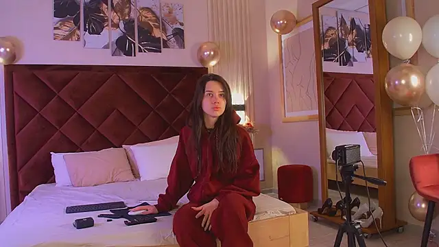 Snapshot of StacyHarland chatting on February 12, 2026, 4:29 am StacyHarland online show from February 12, 2026, 4:29 am