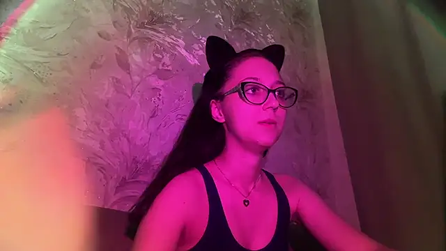 YourTemptation  online show from December 2, 2025, 5:41 pm