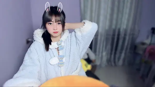 yuki3366 online show from November 27, 2025, 5:31 am