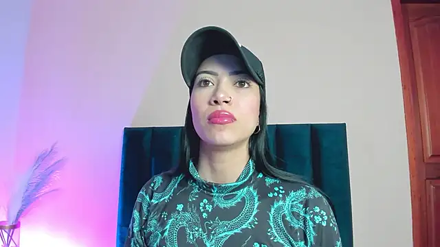 AbbieJoness  online show from October 24, 2025, 11:28 am