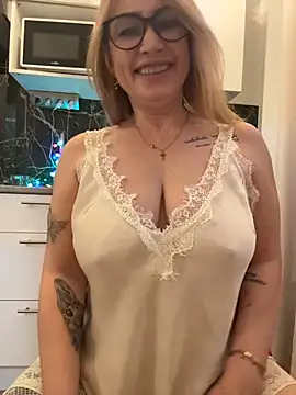 O-Eva online show from February 4, 2026, 10:26 pm