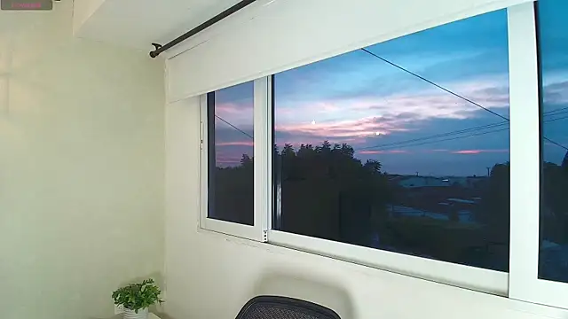  Victoria Collins online show from November 20, 2025, 10:59 am