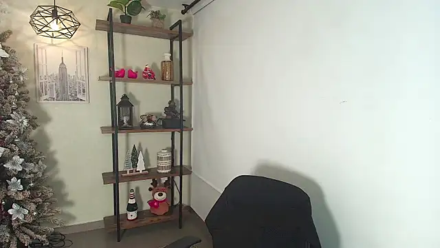  Victoria Collins online show from December 1, 2025, 11:15 am