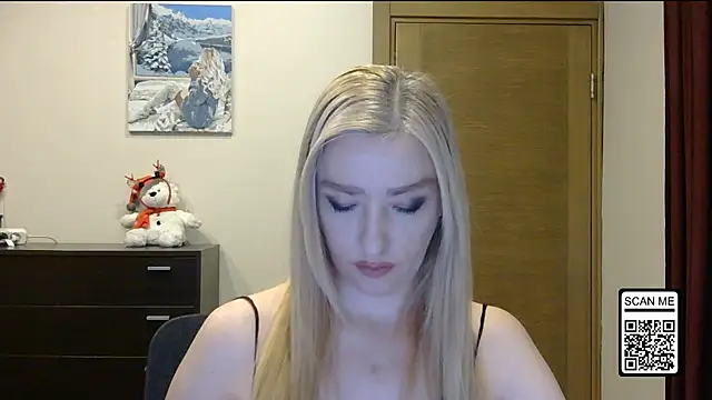 Wild Silk Desire online show from December 14, 2025, 3:17 pm