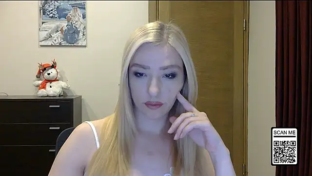 Wild Silk Desire online show from December 16, 2025, 2:11 pm