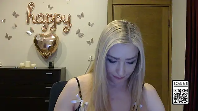 Wild Silk Desire online show from April 19, 2026, 6:10 pm