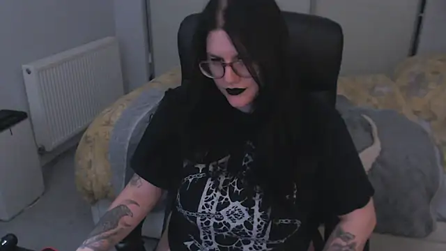 Snapshot of GothSuccubusBabe chatting on July 26, 2026, 10:27 pm GothSuccubusBabe online show from July 26, 2026, 10:27 pm
