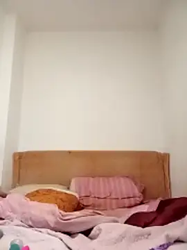 JessicaItalia online show from December 4, 2025, 1:20 pm