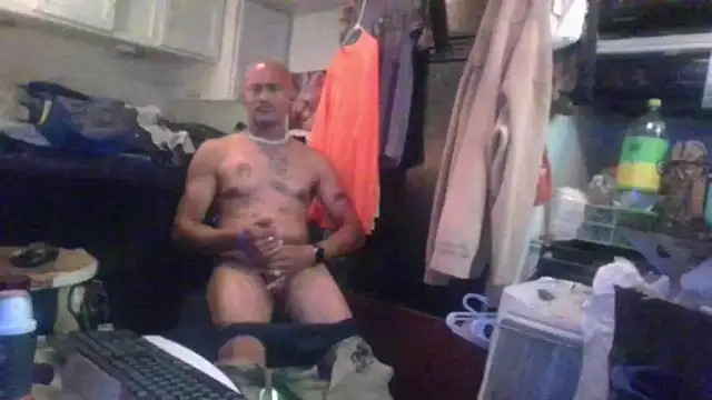 badboy2u2025 online show from November 17, 2025, 11:21 pm