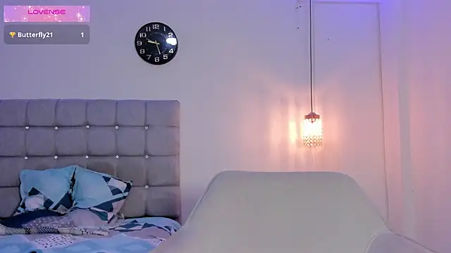 Santy Stump online show from September 20, 2025, 6:53 pm