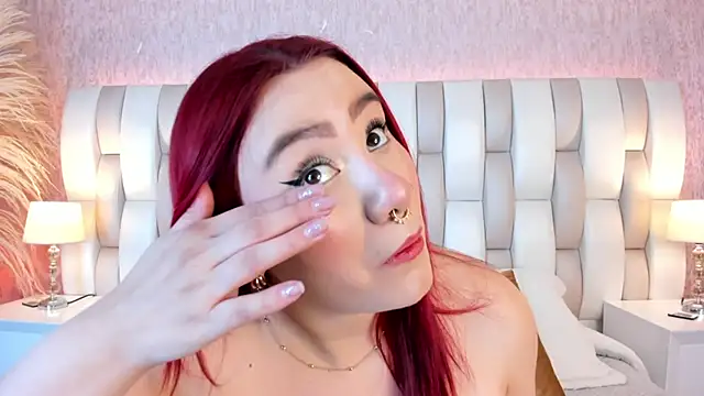 valt  online show from October 11, 2025, 7:01 pm