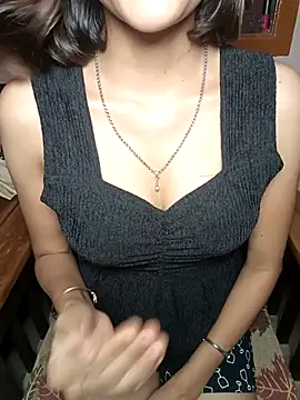 Snapshot of Isha_Sax chatting on September 16, 2025, 7:37 pm Isha Sax online show from September 16, 2025, 7:37 pm