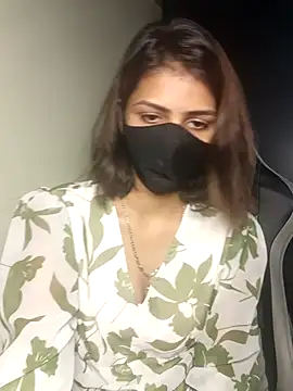 Snapshot of Isha_Sax chatting on October 14, 2025, 7:31 am Isha Sax online show from October 14, 2025, 7:31 am