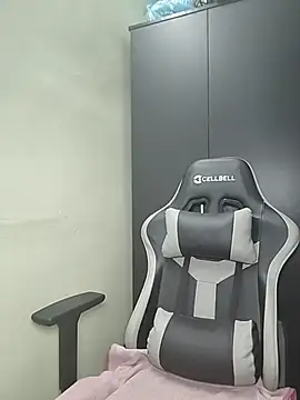 Snapshot of Isha_Sax chatting on February 3, 2026, 12:54 pm Isha Sax online show from February 3, 2026, 12:54 pm