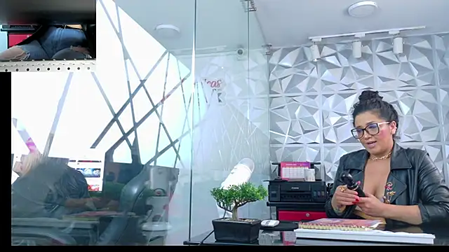 Dakota Rainbow22 online show from February 14, 2026, 4:48 pm