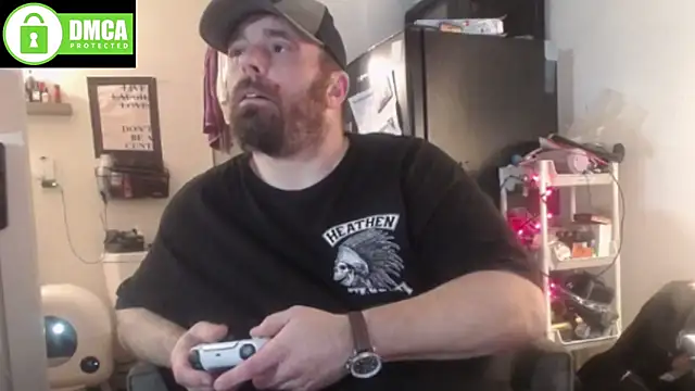 Thumper ss online show from December 3, 2025, 7:56 pm