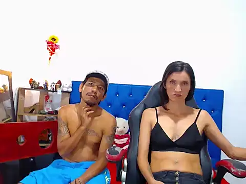 Snapshot of nachoandnathasha chatting on May 15, 2026, 3:57 am nachoandnathasha online show from May 15, 2026, 3:57 am