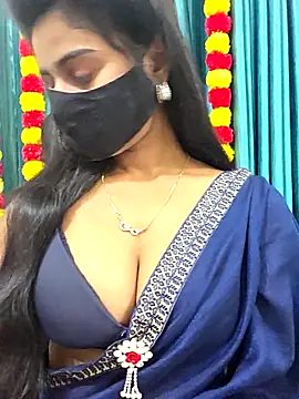 Aanya hotty online show from November 24, 2025, 5:45 pm