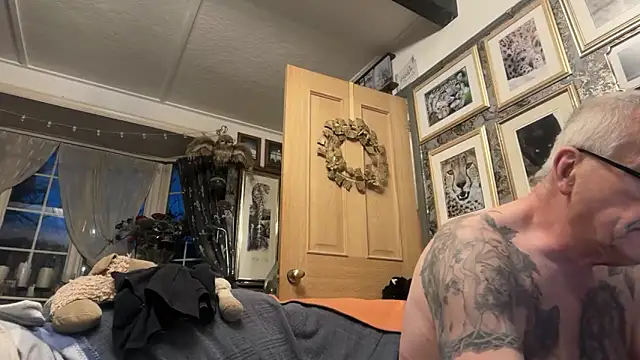 poggles online show from March 31, 2026, 5:08 am