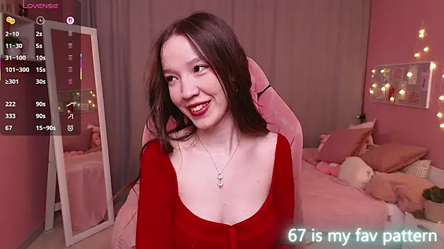 Shriya Sarann online show from February 14, 2026, 2:03 pm