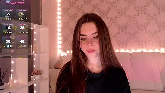 HolyMiax online show from November 6, 2025, 3:29 am