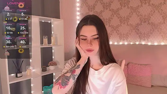 HolyMiax online show from February 12, 2026, 3:23 am