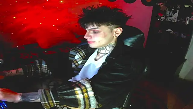 prince x dark online show from September 24, 2025, 4:05 am