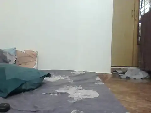 Snapshot of Matt6102 chatting on November 16, 2025, 4:34 pm Matt6102 online show from November 16, 2025, 4:34 pm