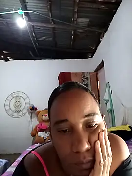 EbonyHorrny online show from April 19, 2026, 9:39 pm