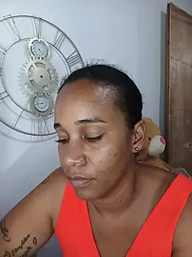 Snapshot of EbonyHorrny chatting on May 15, 2026, 12:39 am EbonyHorrny online show from May 15, 2026, 12:39 am