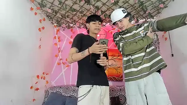 Bastian boyshot77 online show from December 14, 2025, 4:01 pm