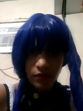 famousfox-69 online show from October 20, 2025, 8:04 am