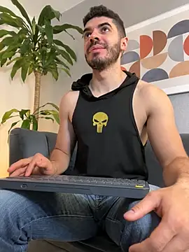 AxelThompson  online show from November 26, 2025, 11:33 am