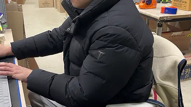 Snapshot of suwonsub chatting on February 21, 2026, 11:39 pm suwonsub online show from February 21, 2026, 11:39 pm
