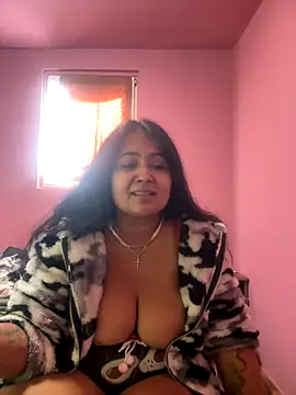 Melissa10 online show from November 1, 2025, 8:49 am