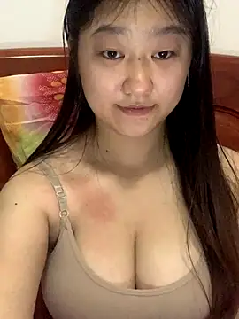 xialuo25 online show from November 23, 2025, 6:13 am