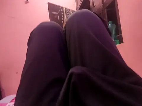 Maskiman7 online show from September 12, 2025, 9:37 pm