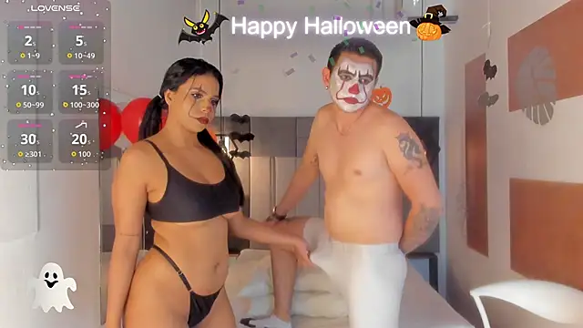 Snapshot of FreyrStone chatting on October 31, 2025, 9:27 pm FreyrStone online show from October 31, 2025, 9:27 pm