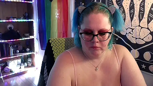 Kinky Witch online show from November 19, 2025, 5:13 pm