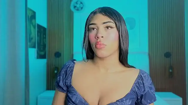Snapshot of Im_perla_ chatting on December 5, 2025, 12:19 am Im perla online show from December 5, 2025, 12:19 am