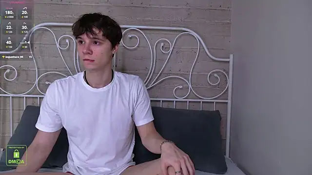 AnthonyHall online show from November 14, 2025, 4:22 am