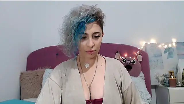 AAARUNY online show from October 8, 2025, 12:03 pm