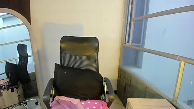 Pamela Squirtt online show from September 15, 2025, 2:17 pm