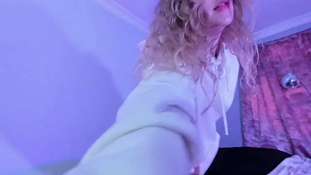 Pamela Squirtt online show from November 5, 2025, 12:16 pm